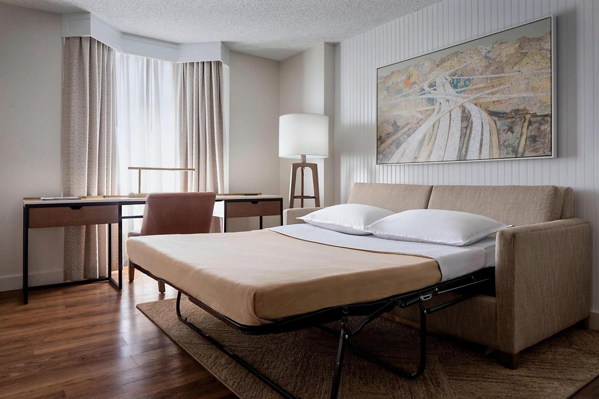 Sheraton Suites Market Center Далас Екстериор снимка