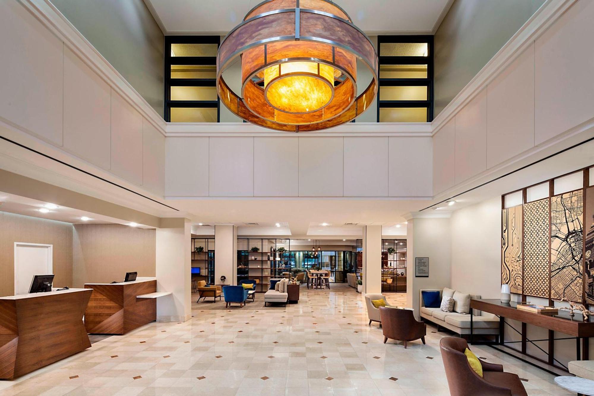Sheraton Suites Market Center Далас Екстериор снимка